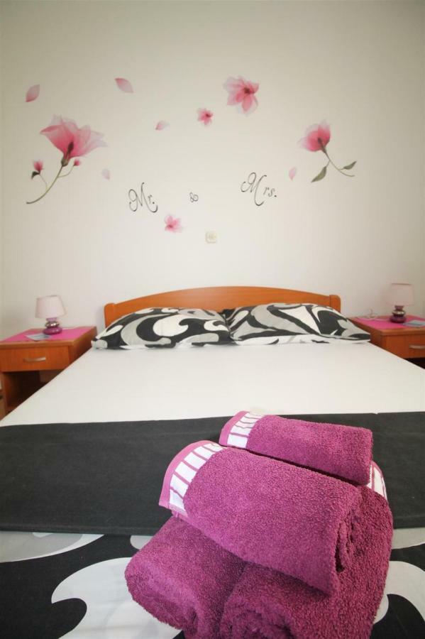 Private Accommodation Carevic Ragusa Esterno foto